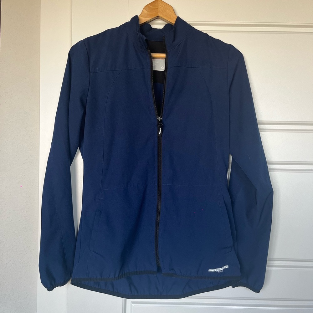 Sketchers scrub jacket